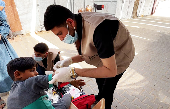 Penyaluran Bantuan Vital untuk Warga Gaza
